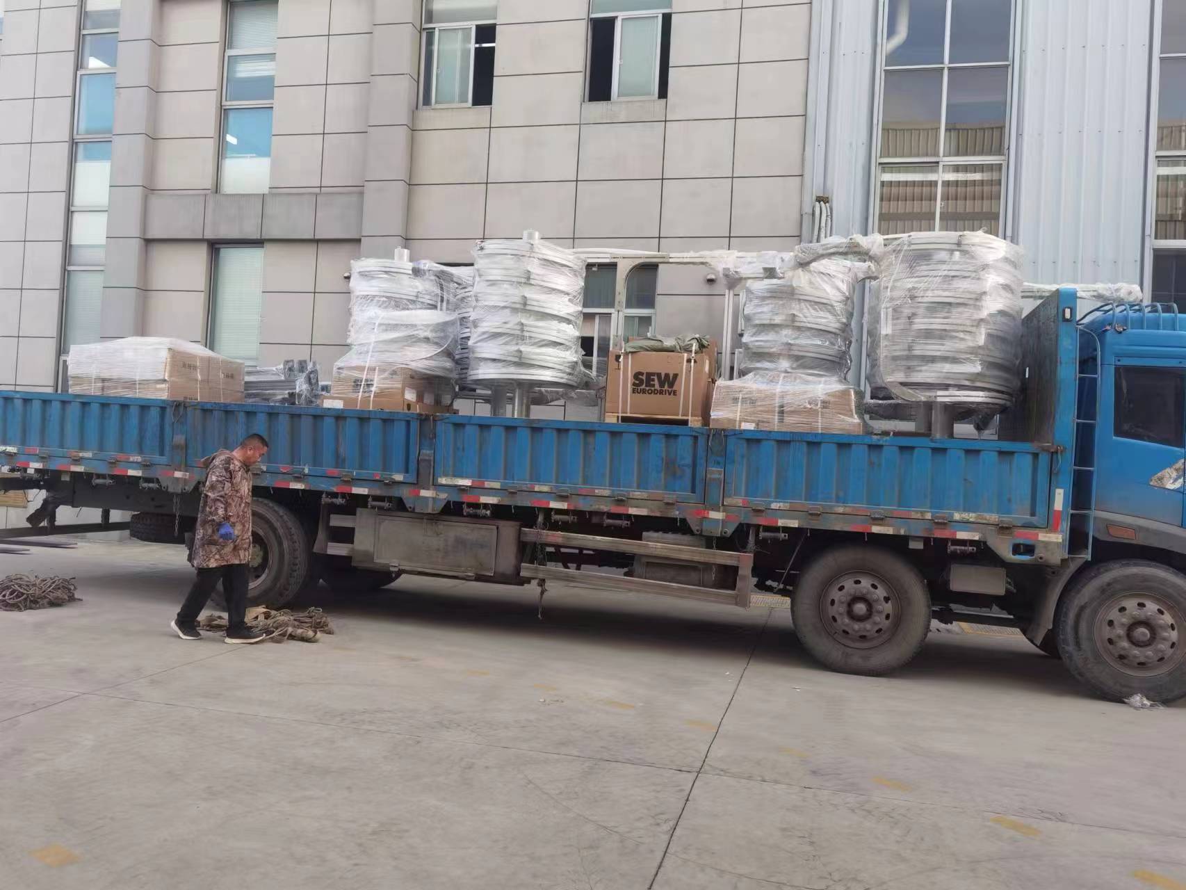 成都汽车零部件运输案例：昆明宏宾物流零担配载装车执行